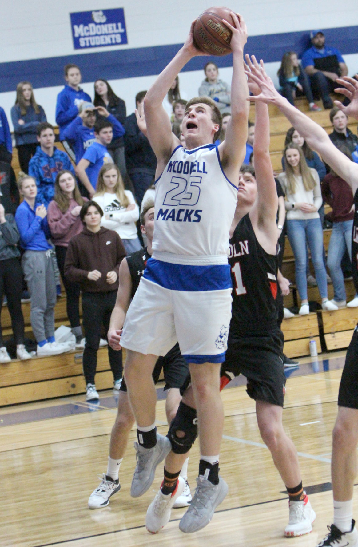 Alma Center Lincoln at McDonell boys basketball 1-18-20